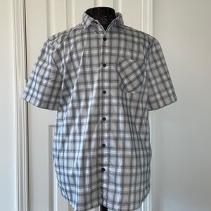 Cool Comfort For Traveling! Back Vent! Ahhh..